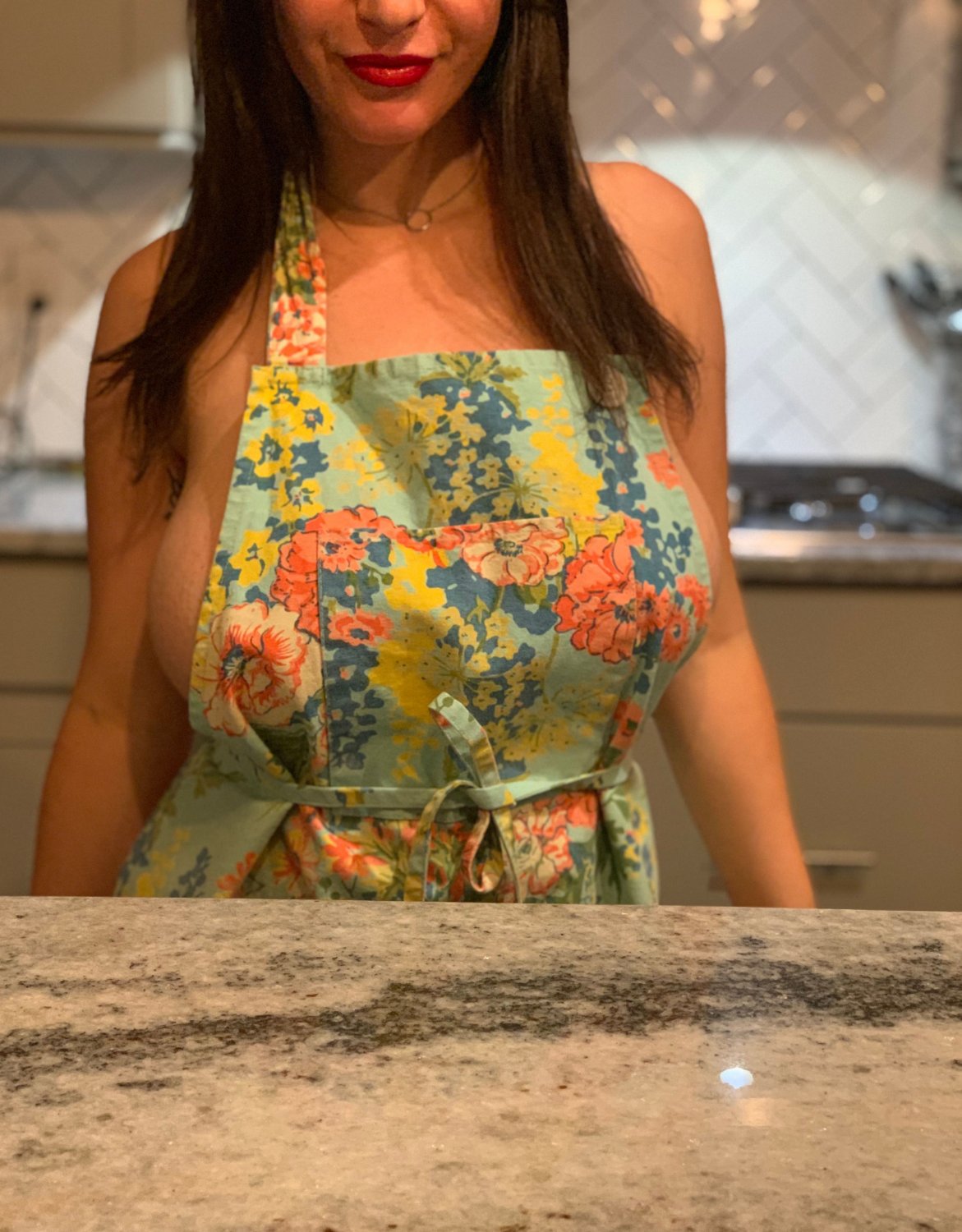 Big Tit Lactating MILF // Gorgeous Housewife w/ huge, milky breasts #8ASDa6Cm