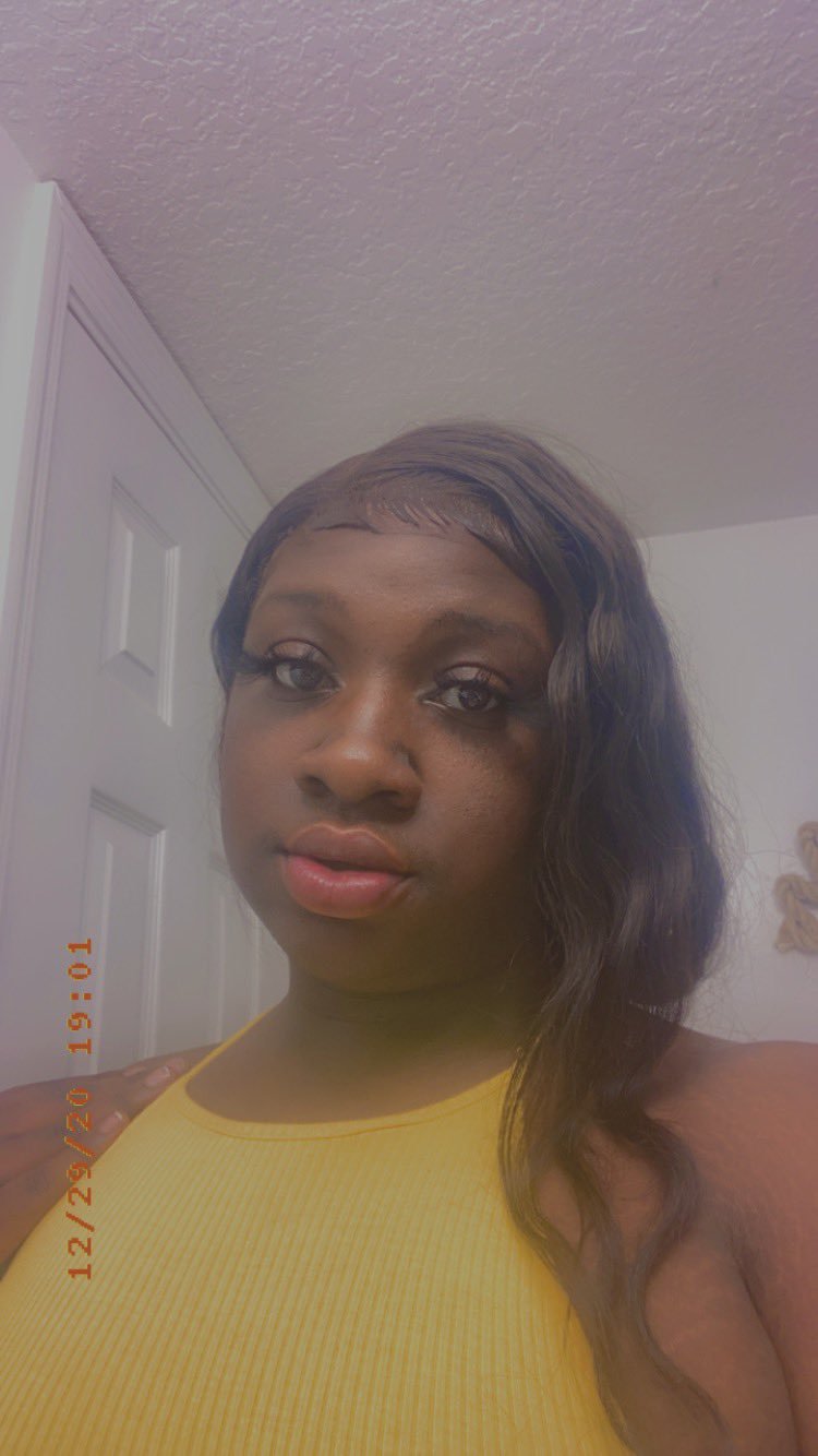 Trans Big Booty "Desdabratt" #oO2XEAAy